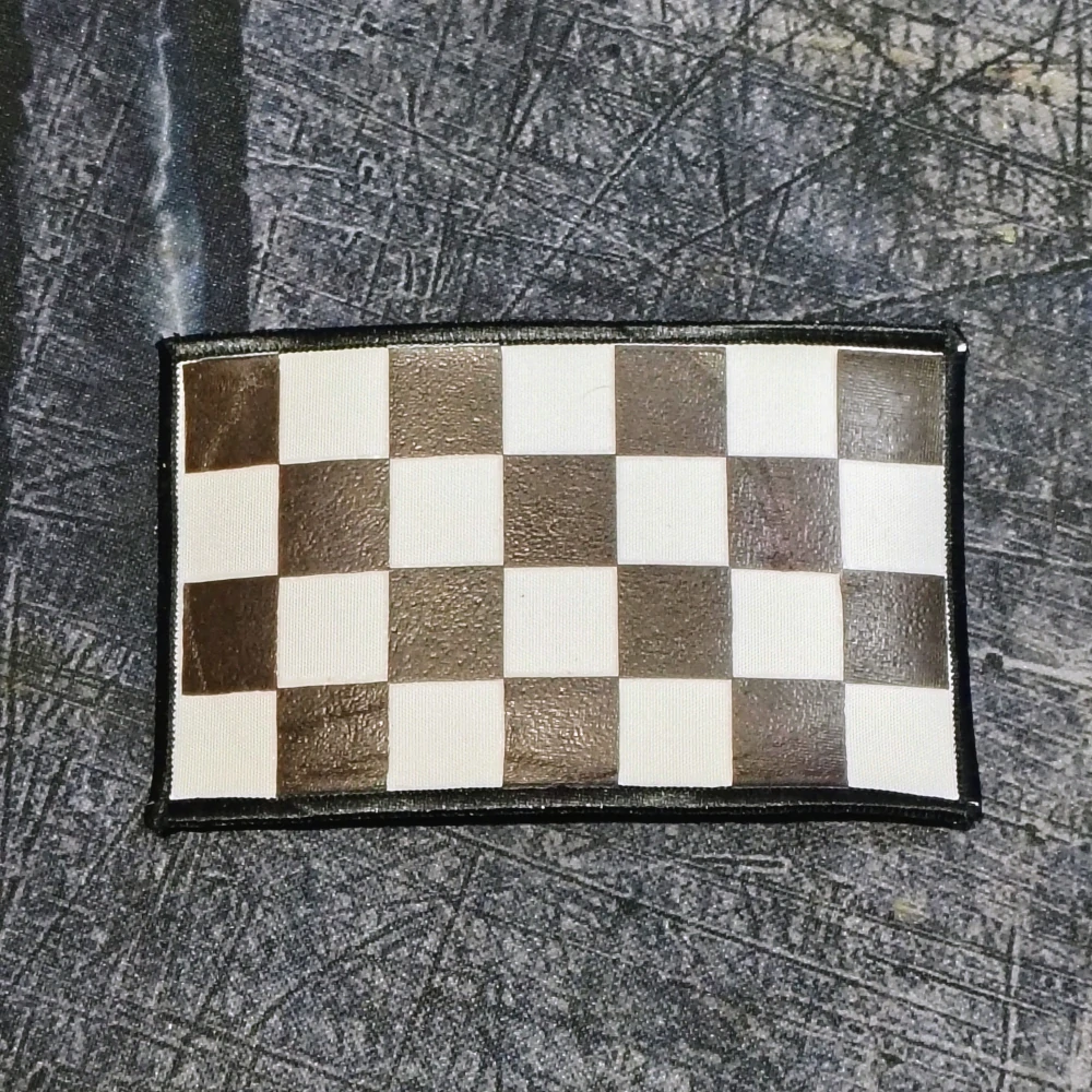 Nášivka Race flag šachovnice L
