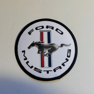 Nášivka Ford Mustang White L